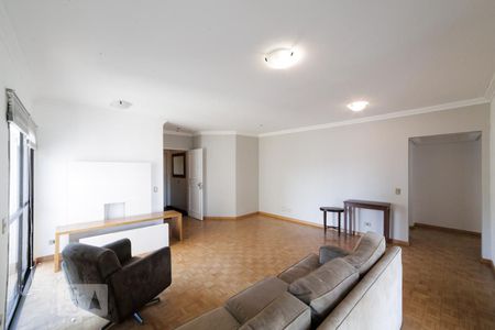 Apartamento para alugar com 117m², 3 quartos e 3 vagasSala