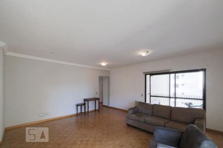 Apartamento para alugar com 117m², 3 quartos e 3 vagasSala