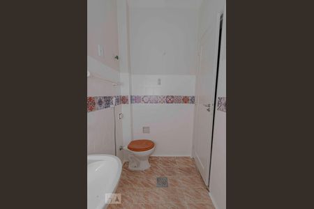 Banheiro de kitnet/studio à venda com 1 quarto, 33m² em Tijuca, Rio de Janeiro