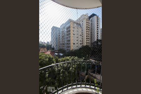 Varanda de apartamento para alugar com 3 quartos, 280m² em Higienópolis, São Paulo