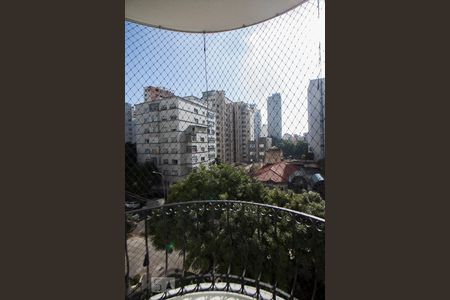 Varanda de apartamento para alugar com 3 quartos, 280m² em Higienópolis, São Paulo