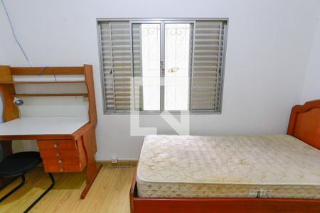 quarto 1 de casa para alugar com 3 quartos, 180m² em Jardim Maria Luiza, São Paulo