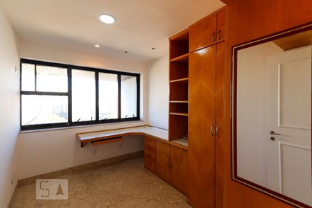 Quarto 2 de apartamento para alugar com 4 quartos, 235m² em Barra da Tijuca, Rio de Janeiro
