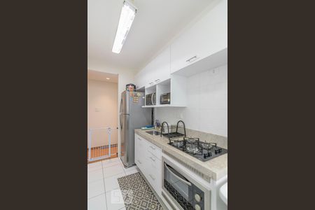 Cozinha de apartamento à venda com 2 quartos, 58m² em Vila Valparaíso, Santo André