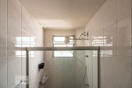 Banheiro de apartamento à venda com 3 quartos, 70m² em Silveira, Belo Horizonte