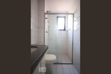 Detalhe do Banheiro de apartamento para alugar com 3 quartos, 86m² em Jardim das Vertentes, São Paulo