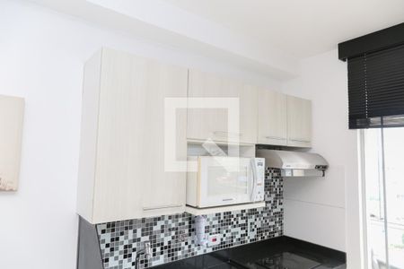 Sala / Cozinha de apartamento para alugar com 1 quarto, 36m² em Vila Augusta, Guarulhos