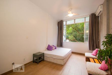 Sala de apartamento para alugar com 1 quarto, 40m² em Leme, Rio de Janeiro