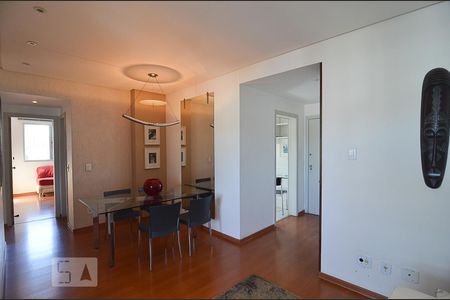 Sala de apartamento à venda com 3 quartos, 96m² em Estoril, Belo Horizonte