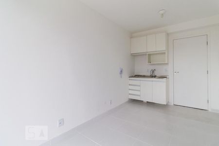 Sala e cozinha  de apartamento à venda com 1 quarto, 32m² em Catumbi, São Paulo