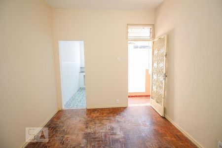 Sala de apartamento para alugar com 2 quartos, 40m² em Penha, Rio de Janeiro
