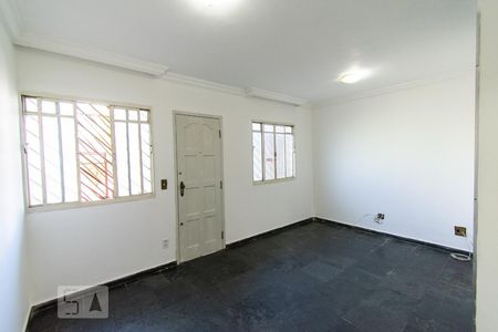 Sala de casa de condomínio para alugar com 3 quartos, 105m² em Dona Clara, Belo Horizonte