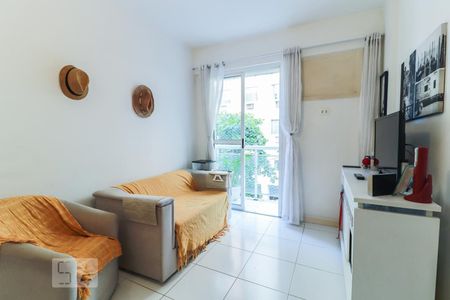 Sala de apartamento para alugar com 2 quartos, 60m² em Pechincha, Rio de Janeiro