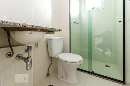 Banheiro de kitnet/studio à venda com 1 quarto, 34m² em Parque São Jorge, São Paulo