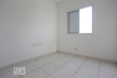 Quarto 01 de apartamento à venda com 2 quartos, 52m² em Umuarama, Osasco