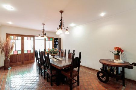 Sala de jantar  de casa à venda com 4 quartos, 400m² em Parque São Jorge, São Paulo