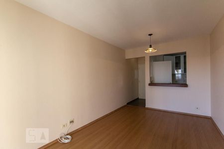 Sala de apartamento à venda com 3 quartos, 75m² em Vila Suzana, São Paulo