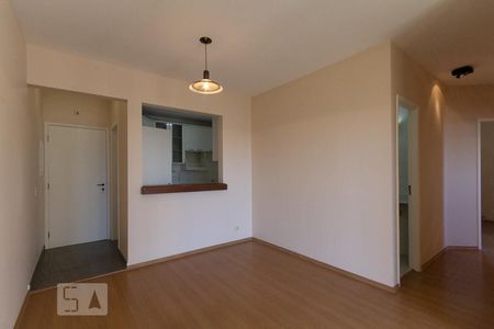 Sala de apartamento à venda com 3 quartos, 75m² em Vila Suzana, São Paulo