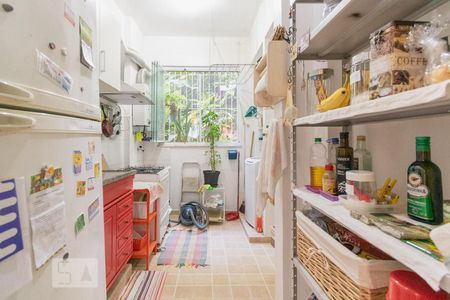 Cozinha de apartamento à venda com 1 quarto, 48m² em Laranjeiras, Rio de Janeiro