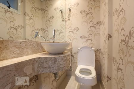 lavabo de apartamento para alugar com 2 quartos, 95m² em Vila Andrade, São Paulo