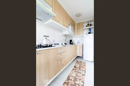 Cozinha de apartamento à venda com 2 quartos, 64m² em Partenon, Porto Alegre