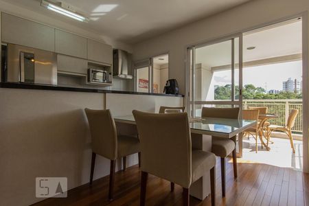 Sala de apartamento à venda com 2 quartos, 80m² em Vila Andrade, São Paulo