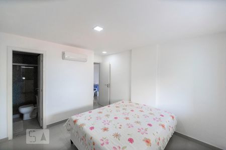 Suíte de apartamento para alugar com 3 quartos, 105m² em Recreio dos Bandeirantes, Rio de Janeiro