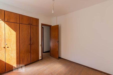 Quarto 1 de apartamento à venda com 3 quartos, 210m² em Santo Antônio, Belo Horizonte