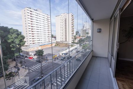 Varanda de apartamento à venda com 3 quartos, 195m² em Perdizes, São Paulo