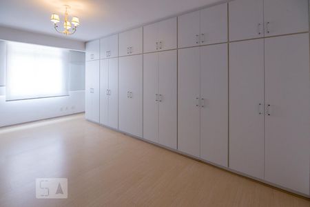 Suíte de apartamento à venda com 3 quartos, 195m² em Perdizes, São Paulo