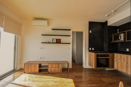 Sala de apartamento para alugar com 1 quarto, 50m² em Santo Amaro, São Paulo