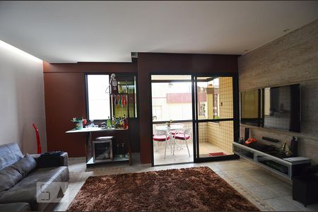 Sala  de apartamento para alugar com 3 quartos, 94m² em Buritis, Belo Horizonte