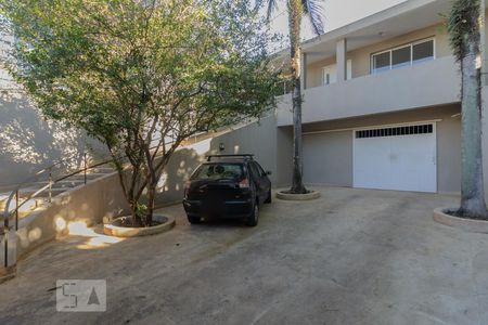 Garagem de casa para alugar com 4 quartos, 280m² em Jardim da Saúde, São Paulo