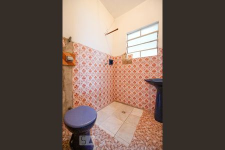 Banheiro de casa para alugar com 1 quarto, 70m² em Parque Boturussu, São Paulo