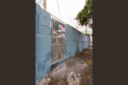 Fachada de casa para alugar com 1 quarto, 45m² em Parque Boturussu, São Paulo