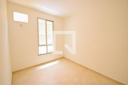 Quarto 2 - Suíte de casa de condomínio para alugar com 2 quartos, 70m² em Todos Os Santos, Rio de Janeiro