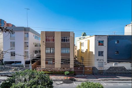 Vista de apartamento à venda com 2 quartos, 60m² em Nova Floresta, Belo Horizonte