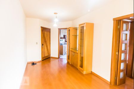 Sala de apartamento para alugar com 2 quartos, 63m² em Petrópolis, Porto Alegre