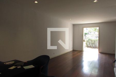 Sala de casa para alugar com 5 quartos, 100m² em Butantã, São Paulo