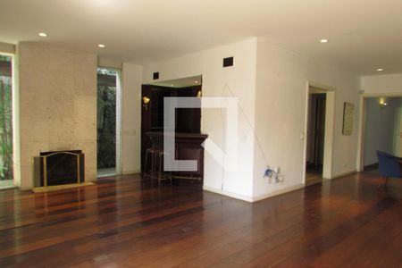 Sala de casa para alugar com 5 quartos, 100m² em Butantã, São Paulo