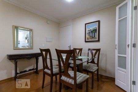 Sala de apartamento à venda com 2 quartos, 53m² em Vila Suzana, São Paulo