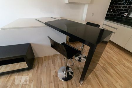 Detalhe da Cozinha de apartamento para alugar com 1 quarto, 55m² em Bethaville I, Barueri