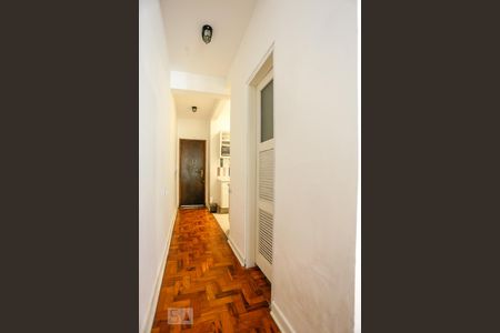 Corredor de Entrada de apartamento para alugar com 2 quartos, 70m² em Vila Buarque, São Paulo