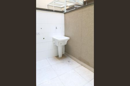 Área de serviço de casa de condomínio à venda com 2 quartos, 60m² em Vila Paiva, São Paulo