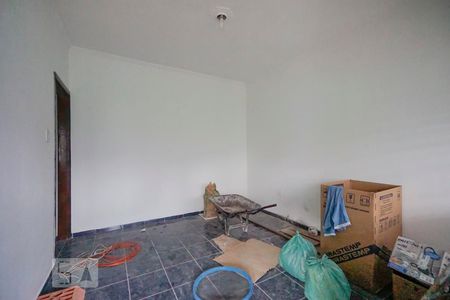 Sala de estar de casa para alugar com 2 quartos, 189m² em Cumbica, São Paulo