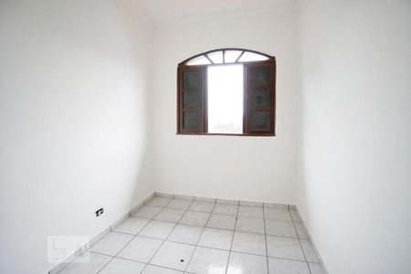 Quarto 2 de casa para alugar com 2 quartos, 189m² em Cumbica, São Paulo