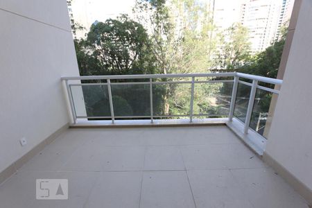 varanda de apartamento para alugar com 3 quartos, 138m² em Vila Andrade, São Paulo