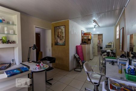 Sala de casa à venda com 4 quartos, 400m² em Glória, Porto Alegre