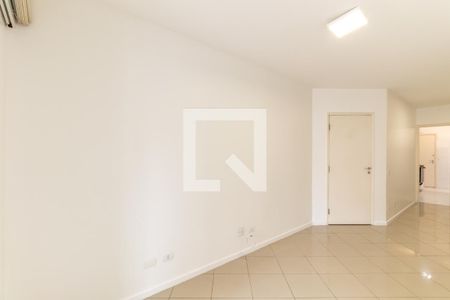 Sala de apartamento à venda com 2 quartos, 86m² em Vila Olímpia, São Paulo