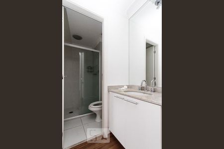 Banheiro de apartamento para alugar com 1 quarto, 51m² em Jardim Anália Franco, São Paulo
